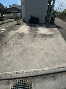 駐車場 ロイヤルブルー