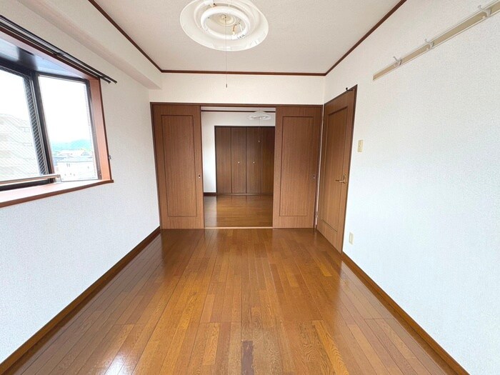 居室 ファロス東住