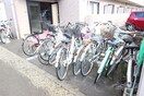 駐輪場 ヴィラ・ラレ－ヌ