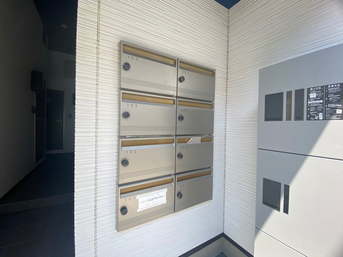 建物設備 BeeHouse