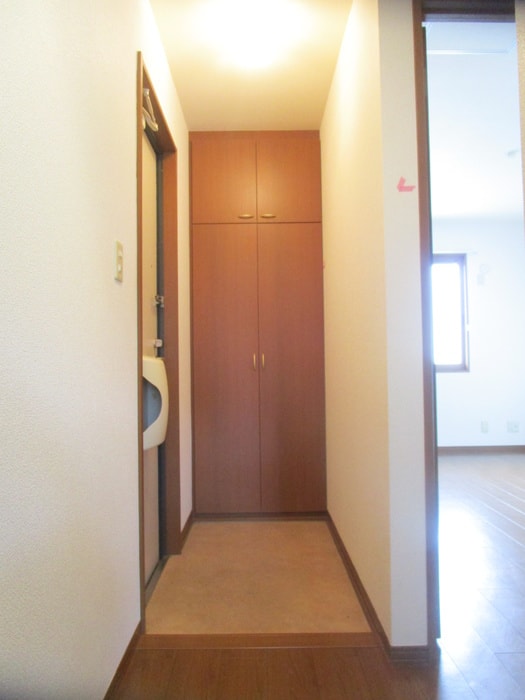 廊下 アンビックス利府参番館