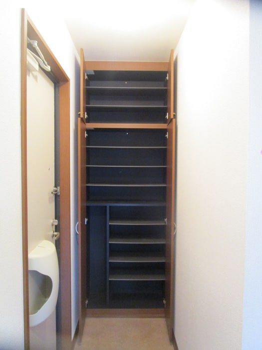 靴箱 アンビックス利府参番館