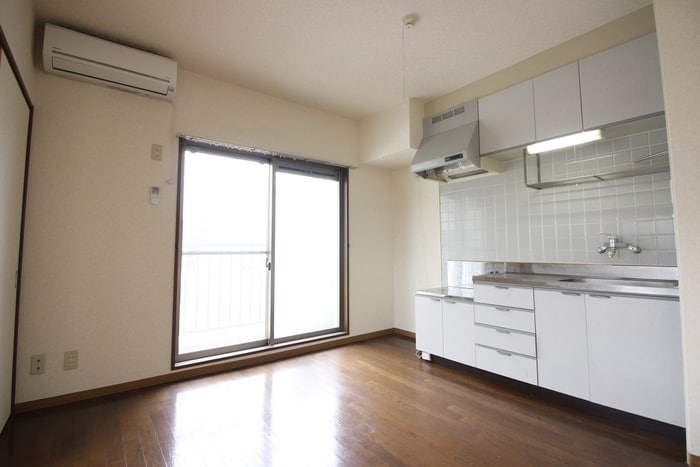 居室 ザ・フォレスティ