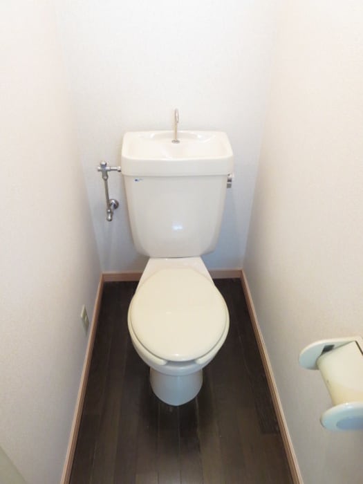 トイレ ホワイトキャッスル瑞穂Ⅲ