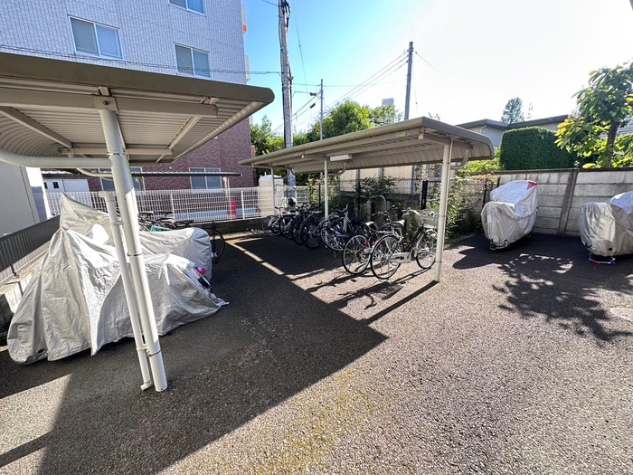 駐輪場 ヴィンダーバール愛