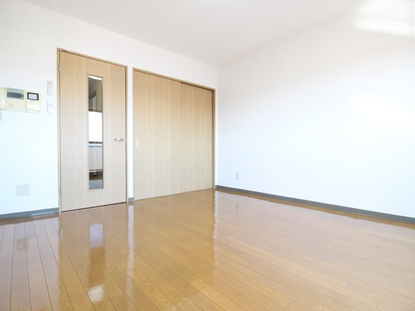 居室 ヴィンダーバール愛