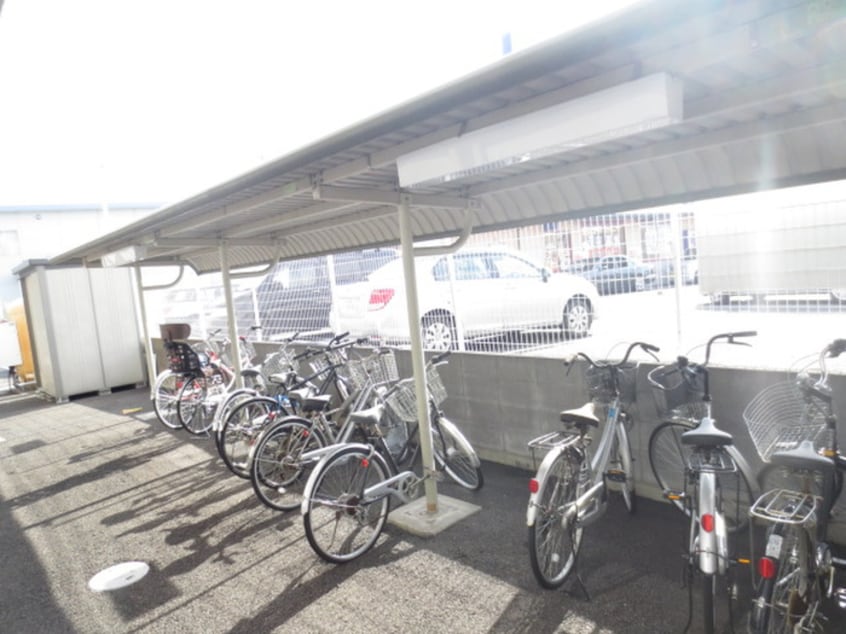 駐輪場 リバーパーク上谷刈
