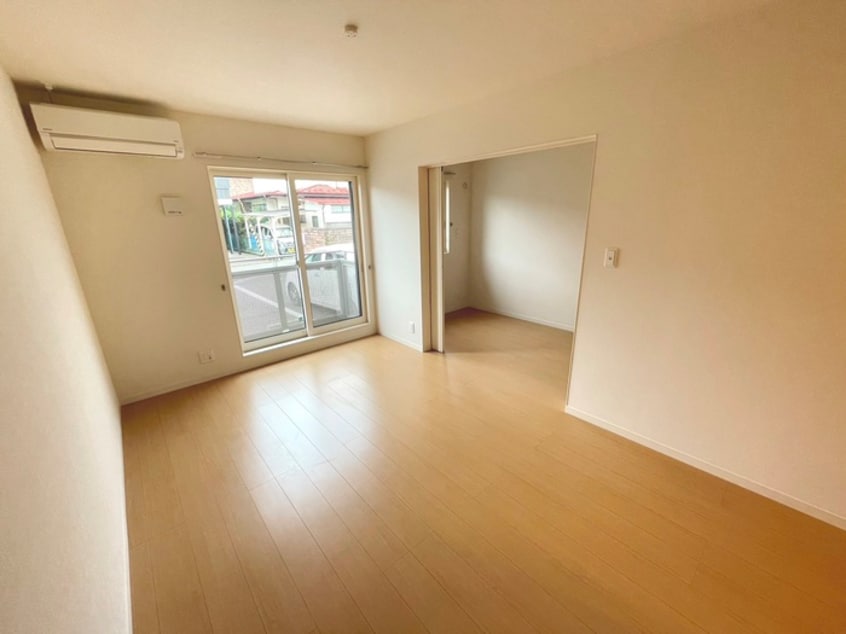 居室 ファミュ二軒茶屋