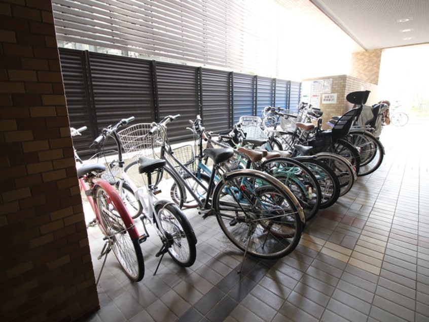 駐輪場 テーアイ二日町ビル