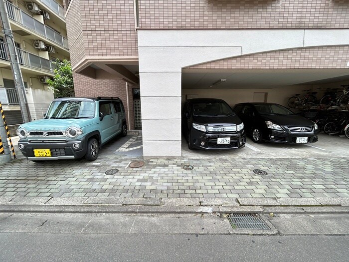 駐車場 エミネンス宮城野