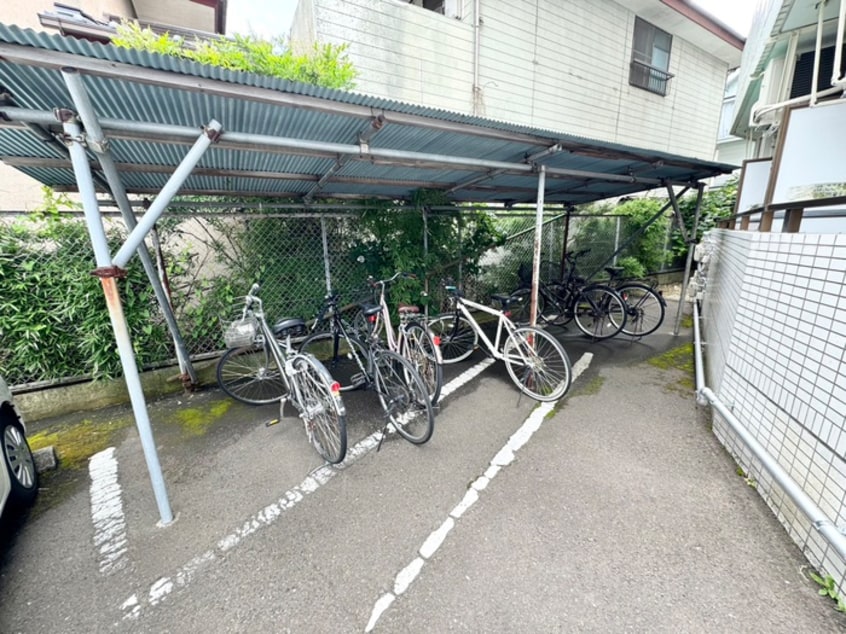 駐輪場 メルヴェイユみやぎ野