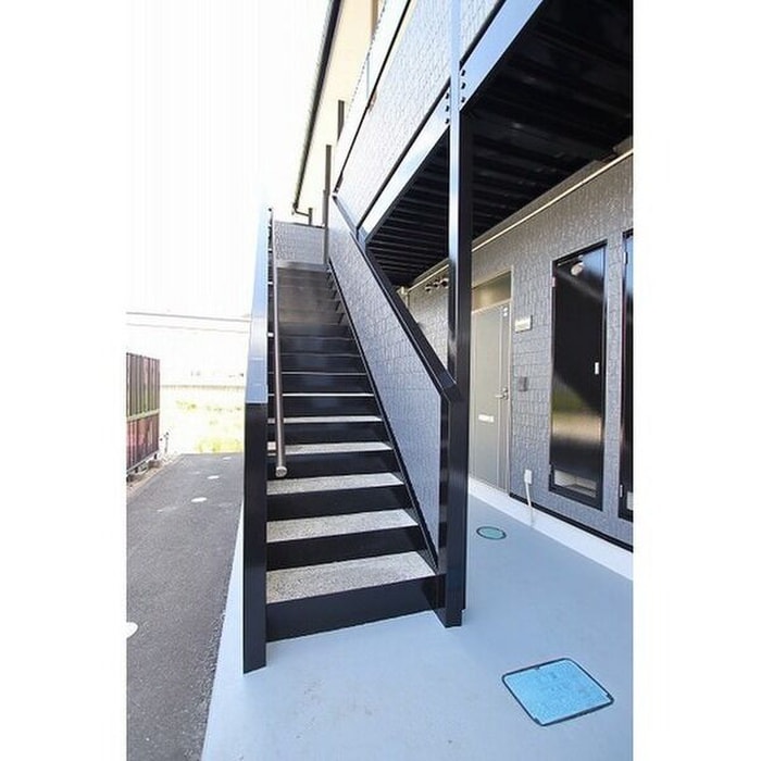 エントランス部分 アラモ－ド八乙女Ⅱ