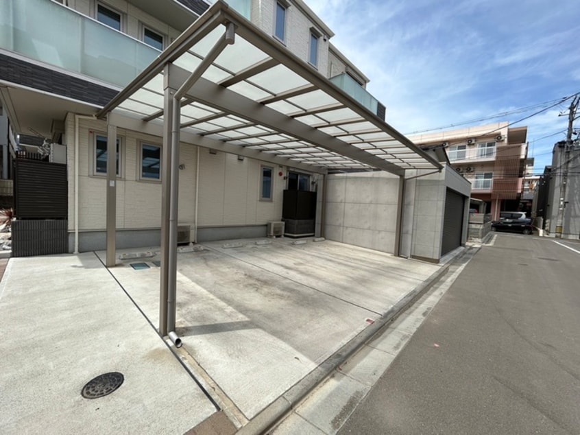 駐車場 LUANA・AIR・RESIDENCE宮町