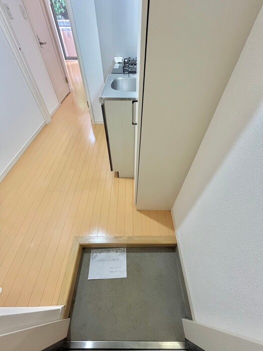 玄関 クレフラスト台原駅前