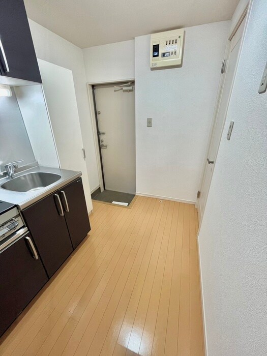 廊下 クレフラスト台原駅前