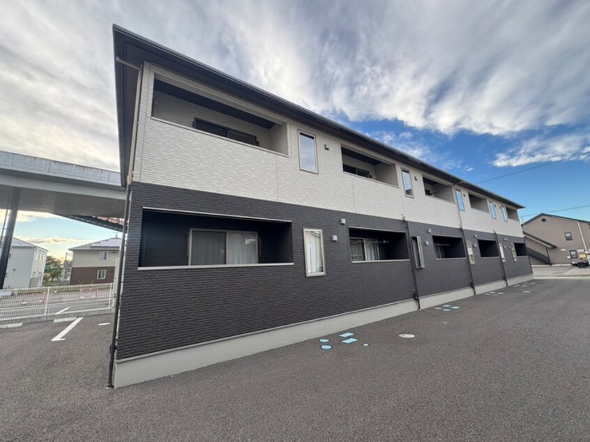 外観写真 TAILOR７番館