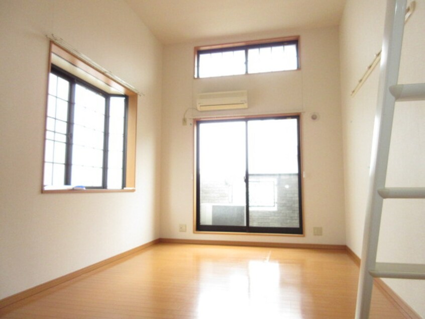居室 イーストキャッスル
