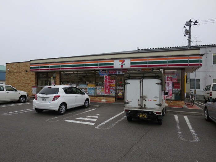 セブンイレブン六丁の目東店(コンビニ)まで280m ソレアード六丁目