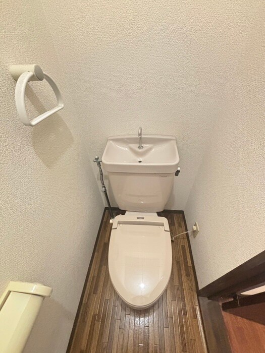 トイレ ガーラアネックス