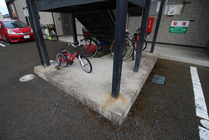 駐輪場 イーストウイング