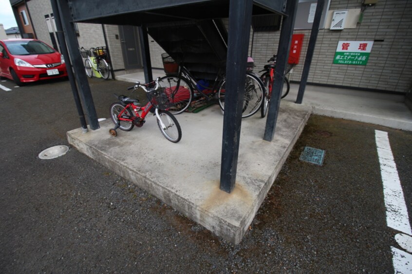駐輪場 イーストウイング