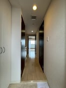 玄関 ｺﾝﾌｫｰﾄEXE新田ｽﾃｰｼｮﾝ