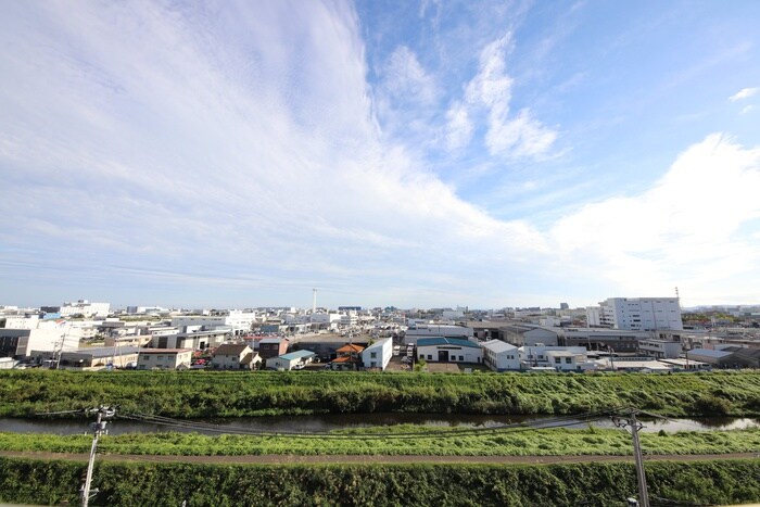 室内からの展望 ｺﾝﾌｫｰﾄEXE新田ｽﾃｰｼｮﾝ