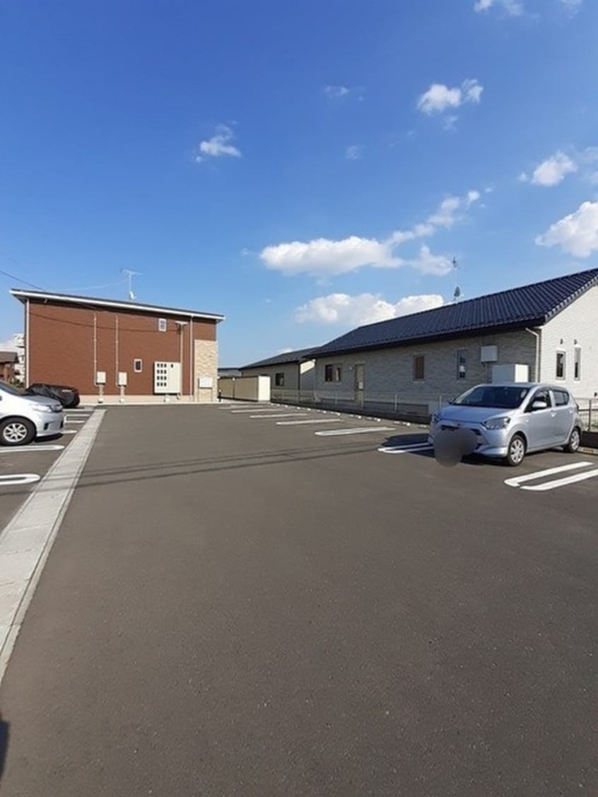 駐車場 ル・スコーピオン