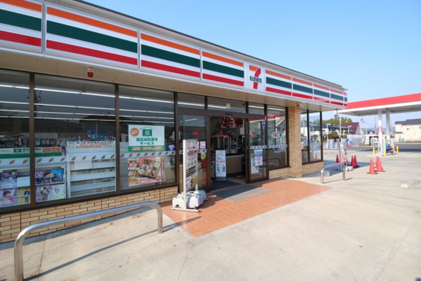 セブンイレブン上愛子街道店(コンビニ)まで120m マサキヤC