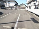 駐車場 ホワイトキャッスル遠見塚13番館