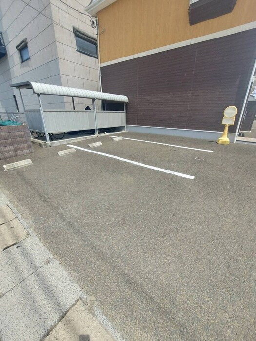 駐車場 カサグランデ壱番館