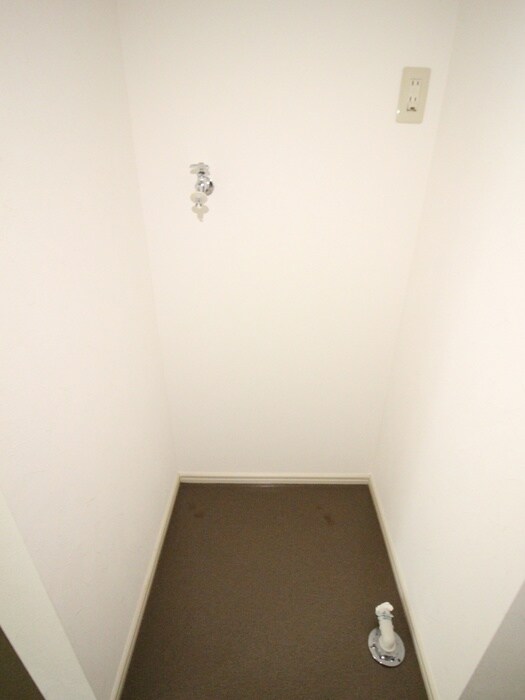 洗濯機置場 サンフォレスト上杉Ａ