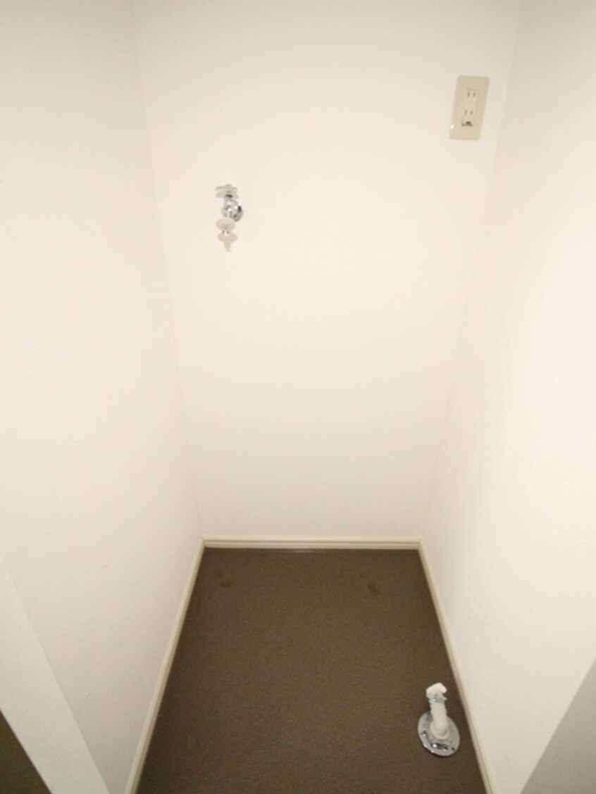 洗濯機置場 サンフォレスト上杉Ａ