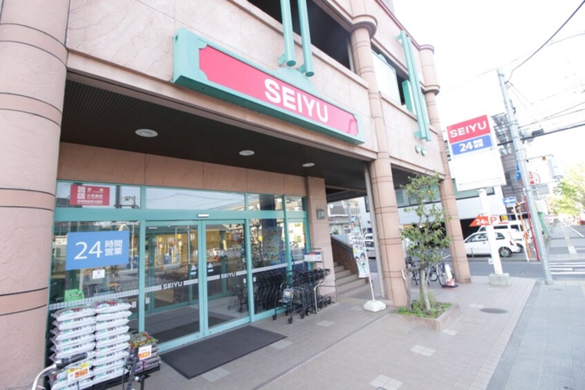 西友上杉店(スーパー)まで600m サンフォレスト上杉Ａ