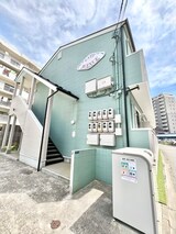 イーストアベニュー