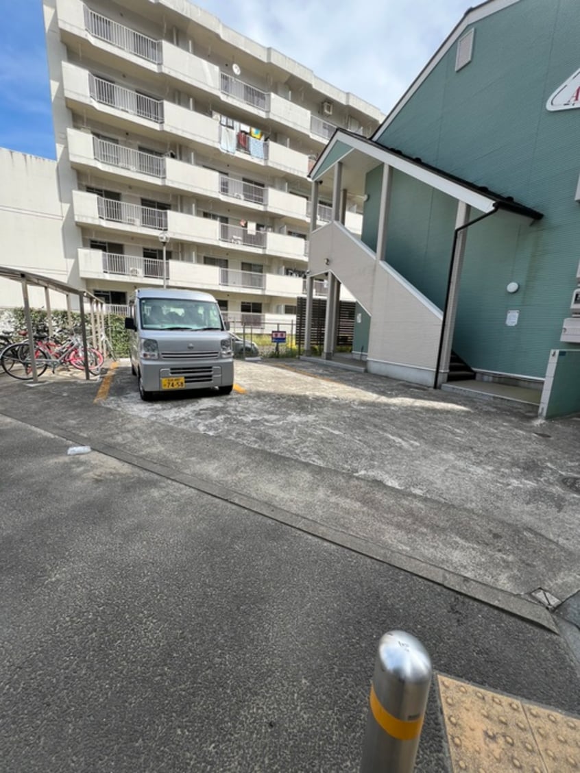 駐車場 イーストアベニュー
