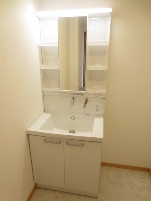 洗面 ヒルメゾン壱番館