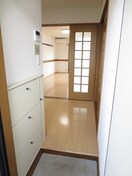 玄関 ヒルメゾン壱番館