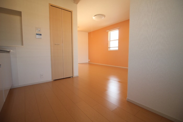 居室 ダンデライオン弐番館