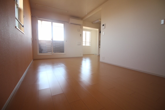 居室 ダンデライオン弐番館