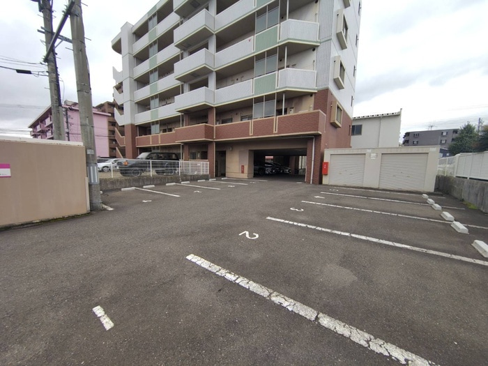 駐車場 レキシントン・スクエア萩野町