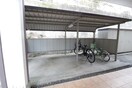 駐輪場 エスト・コリーヌ