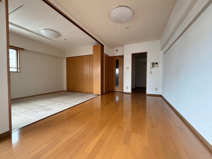 居室 カルロ北目