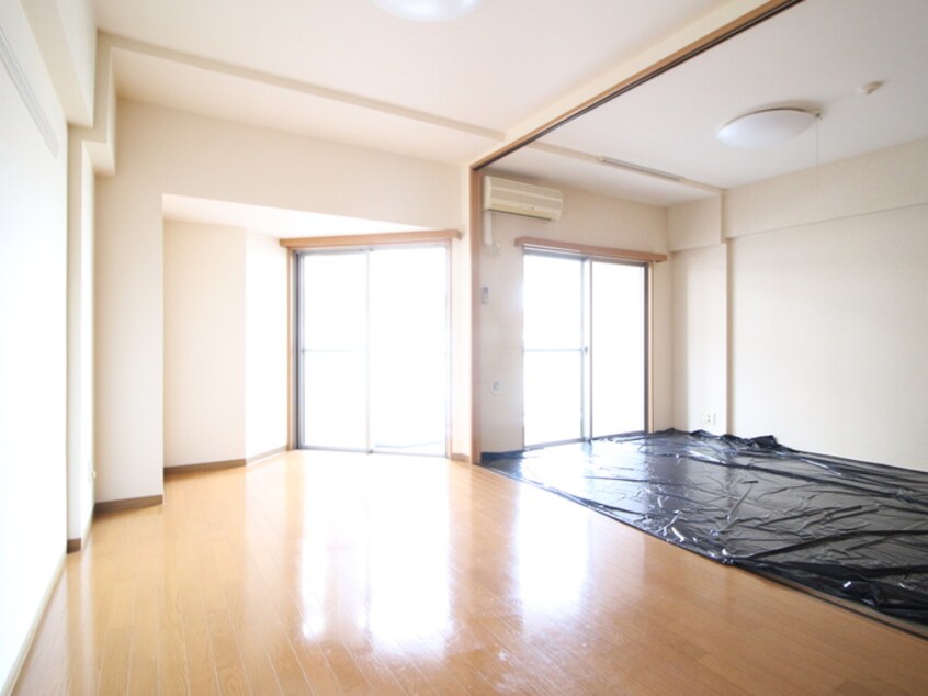 居室 カルロ北目
