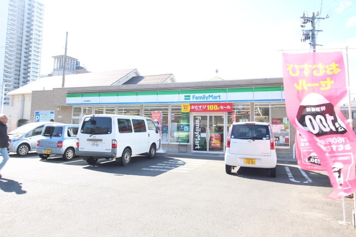 ファミリーマート 仙台堤通店(コンビニ)まで600m ピエスラルジュ