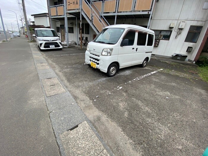 駐車場 コーポ森