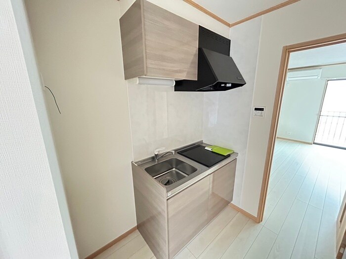 キッチン ポミエ・アクロス