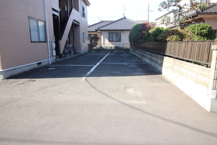 駐車場 郷家ハイツ