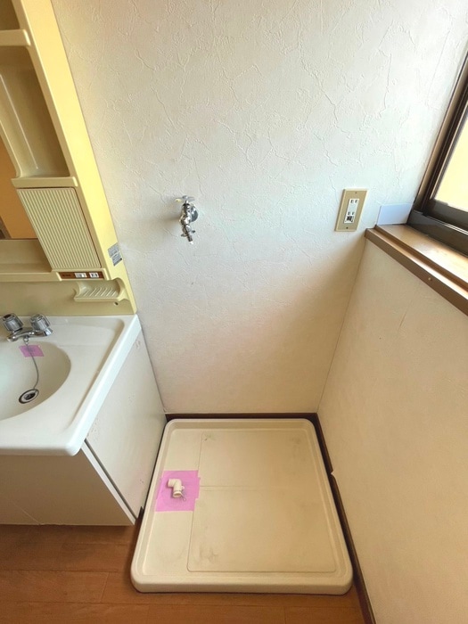 洗濯機置場 郷家ハイツ