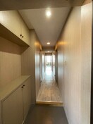 廊下 サンクレスト泉中央